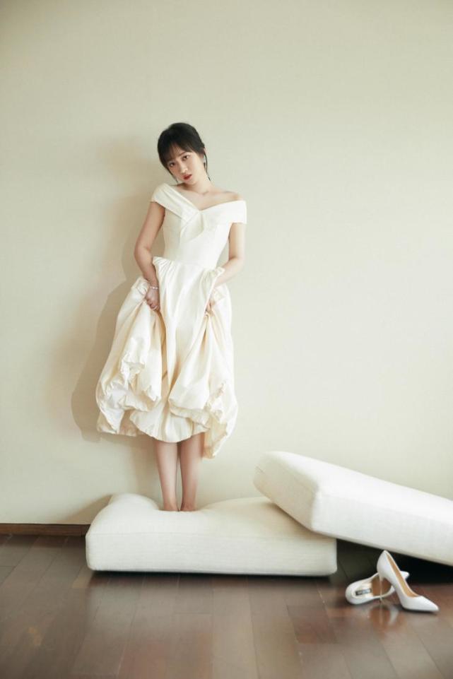 陈雨儿入选2021星辰大海青年演员优选计划 出席第34届金鸡闭幕式