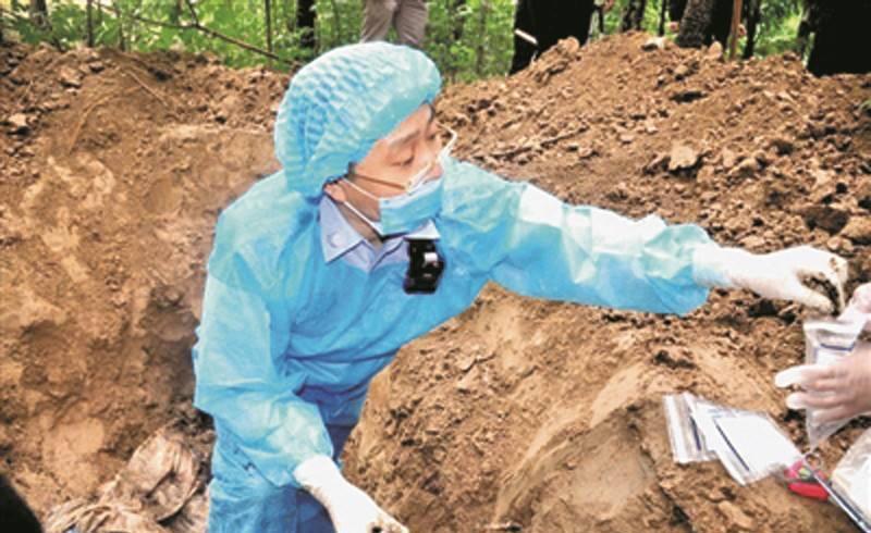 霍元甲被毒死的79年后后人迁坟打开了棺木发现骸骨是黑色的