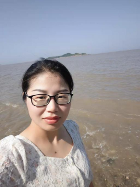面对975度超高度近视icl晶体植入术成摘镜选择
