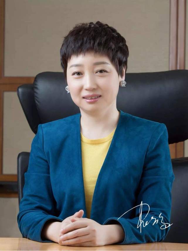 国美铁娘子杜鹃为夫守业12载率集团两年扭亏为盈九个亿