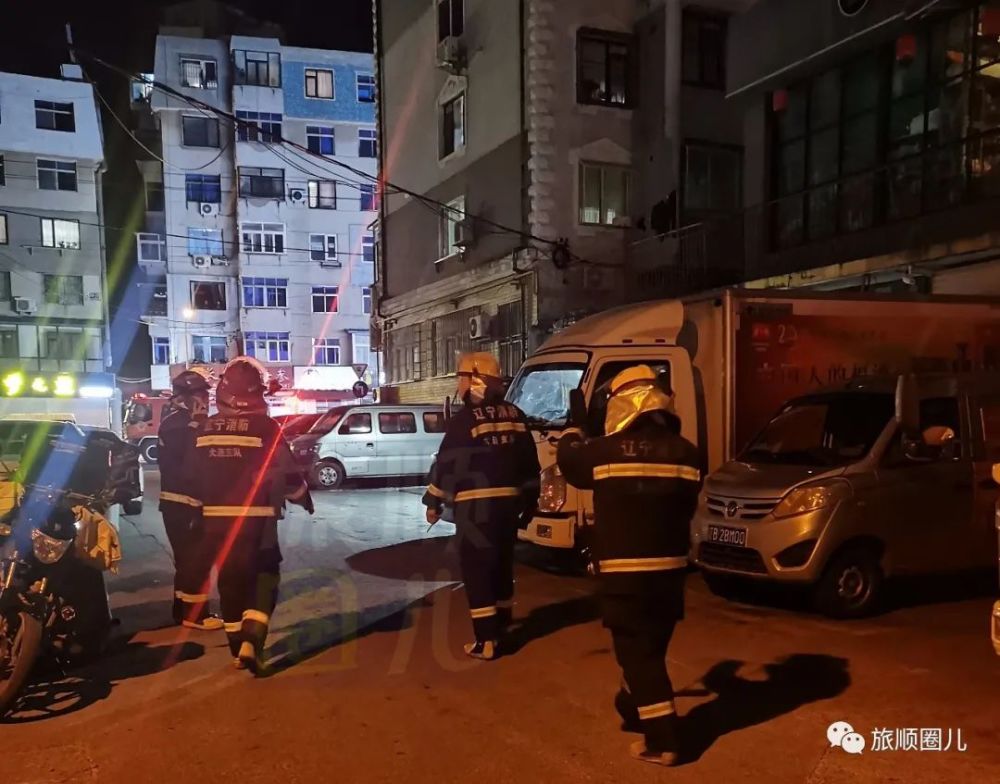 旅顺下沟市场附近突发火情