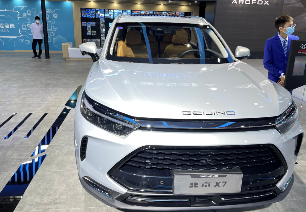 新款北京x7取消手动挡搭载丰富科技大空间售价1149万元起