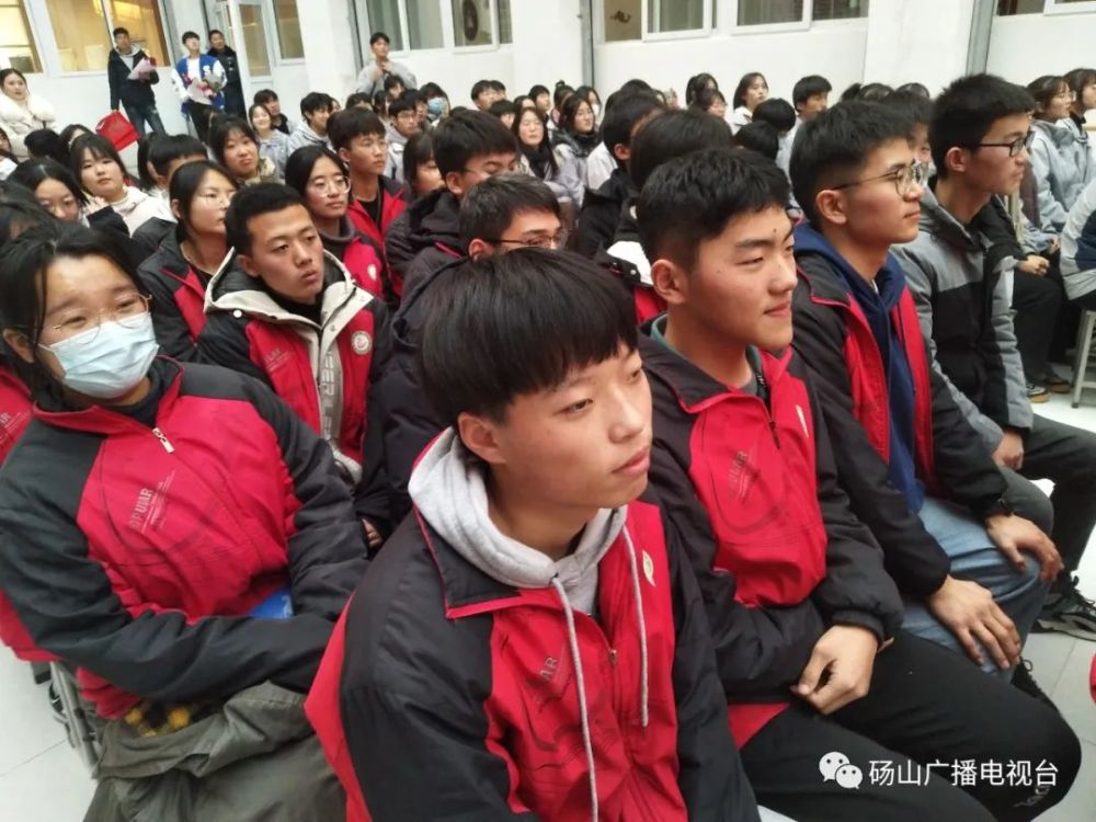 67砀山二中举行"心向党 贺百年 迎新岁"第三十一届艺术节文艺汇演