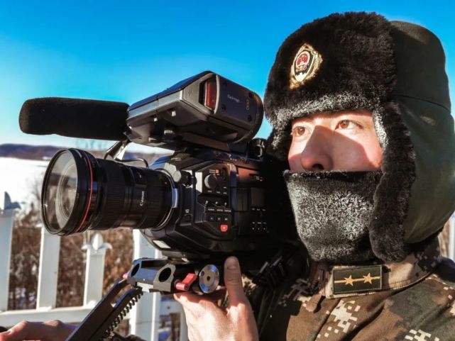 2022年的第一个头条,送给坚守初心的军事新闻人