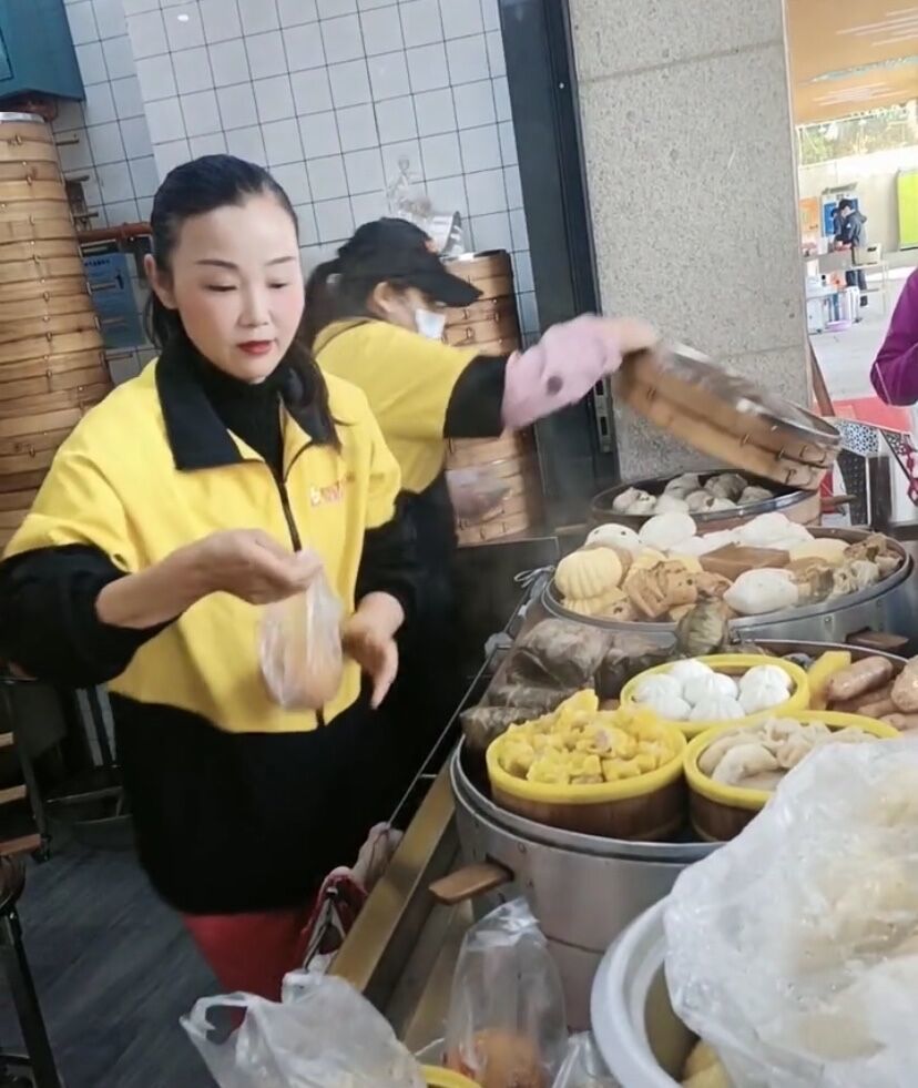 孙海洋三津汤包图片