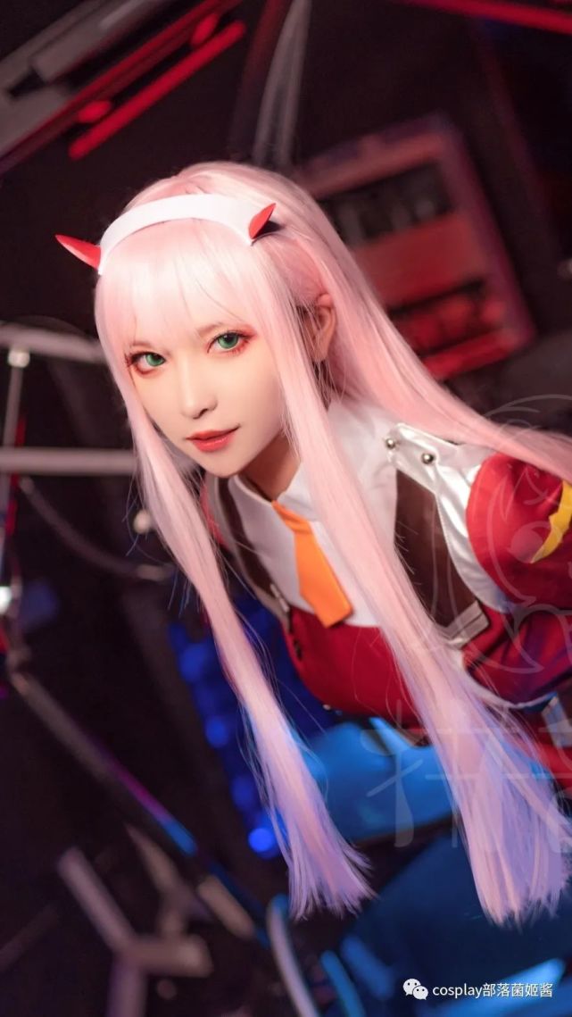 cos:圣诞节02cos正片@拼音音