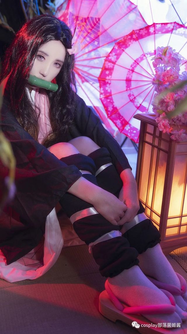 cos:鬼灭之刃灶门祢豆子cos正片@溯兮