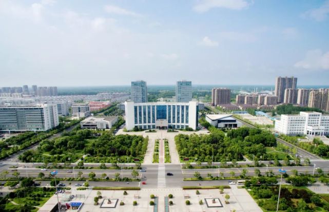 泗阳县委书记马伟代县长范德珩向全县人民致新年贺词