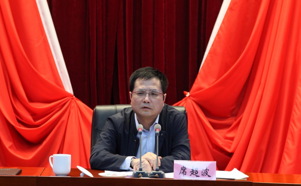 海报|席超波:建设精美项目,为"强省会"战略 不断打造城市靓丽名片