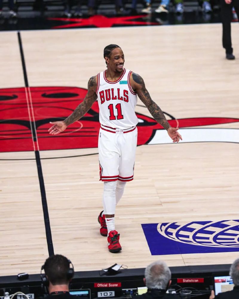 如果你想念科比就来看一看德罗赞