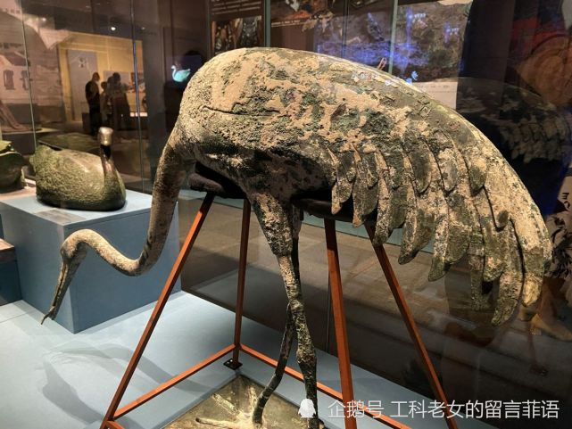 首博惟妙惟肖的秦始皇时代青铜水禽