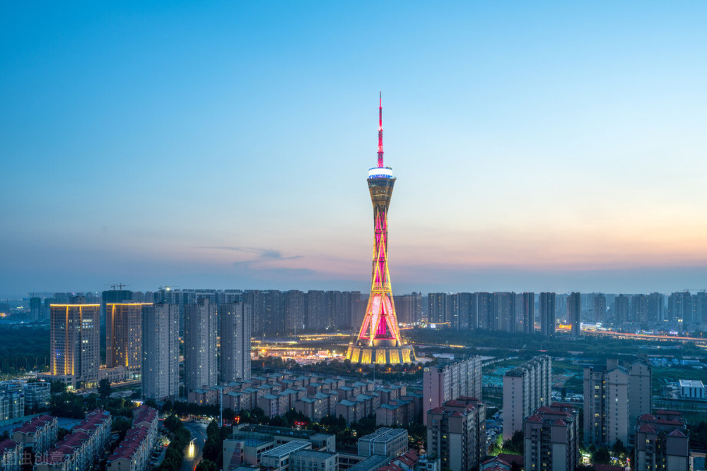 郑州最著名地标建筑总投资8亿元门票98元少有人去