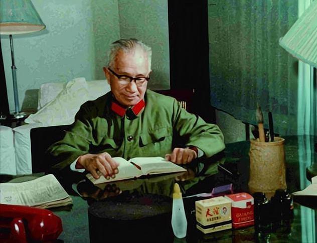 1979年,叶帅告知粟裕"准备平反",为何直到1994年才落实?