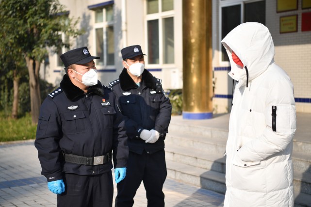 团结抗疫 辞旧迎新|西安|八路派出所|西安市公安局|何磊