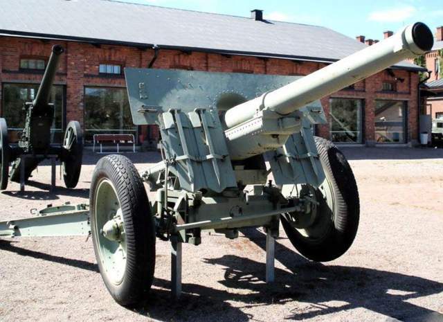 m1929型155毫米榴弹炮m1928型105毫米野战炮由法国施耐德旗下,在20