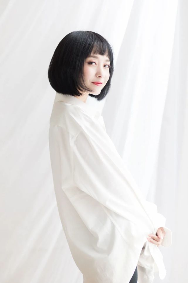 4西双版纳综合广播《美丽傣乡天天听》主持人主播简介黄燕:fm101.