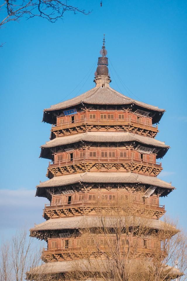 世界上最大最古老的木塔中国国宝建筑60多米高竟没一颗钉子