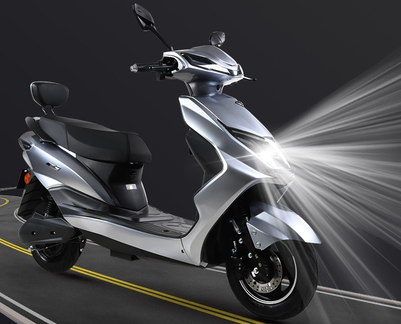 雅迪五羊的这2款长跑王电动车续航180公里适合跑外卖