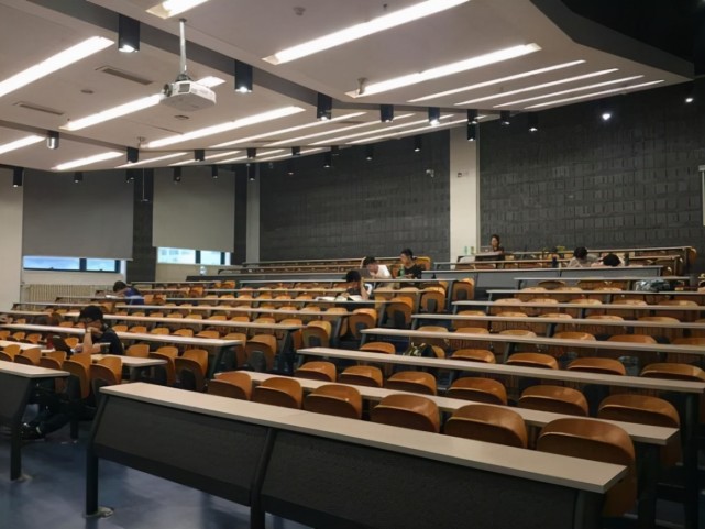 北大培文國際學校學費_北大培文學校學費包括興趣班嗎_北大培文學校學費多少