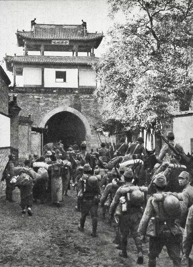 一组1937年日寇攻占石家庄的老照片揭露日寇丑陋面目勿忘国耻