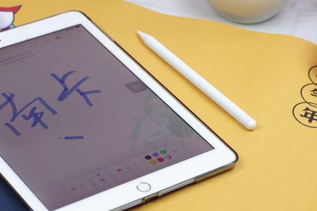 可以替代ipad平板原装电容笔,南卡pencil电容笔上手体验