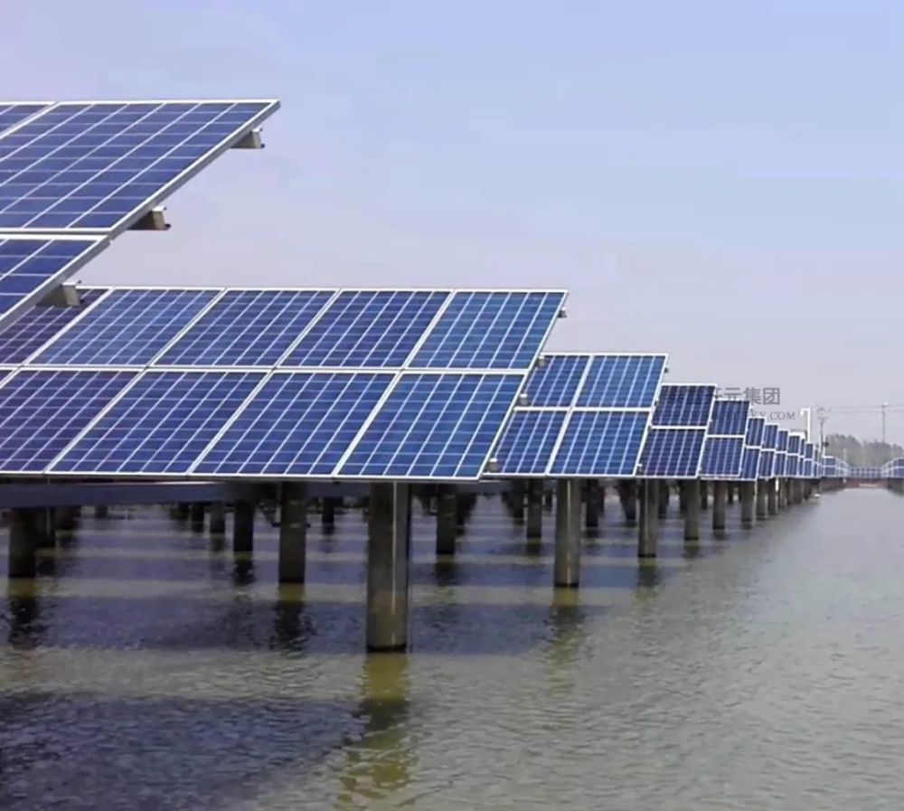 山西省内首个水面光伏发电站在临汾这里