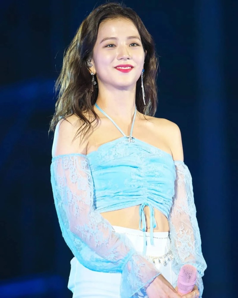 金智秀舞台照特辑灯光下的jisoo真的超美