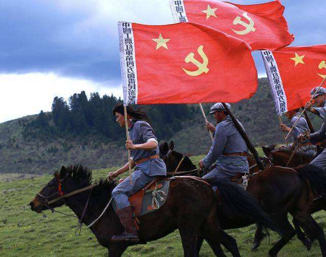 1946年的中原突围中老红军痛舍爱女辗转40年终相聚