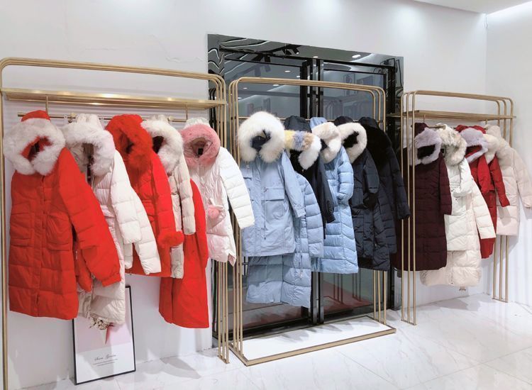 买羽绒服,选择网购还是线下实体店?听听过来人的经验,别被坑了插图