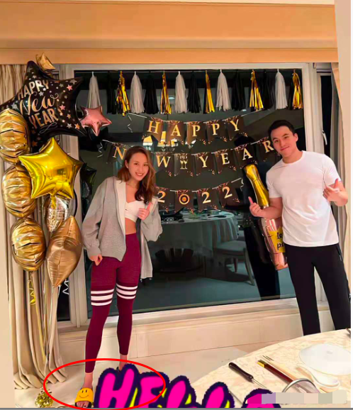 何超云受陈婉珍影响大居家宴请朋友穿拖鞋何猷启也传统