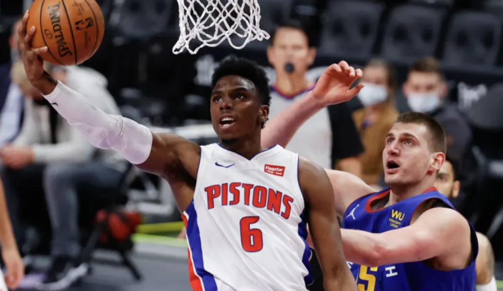 雷霆出品必属精品迪亚洛砍下34分13篮板带队取胜活塞赚到了