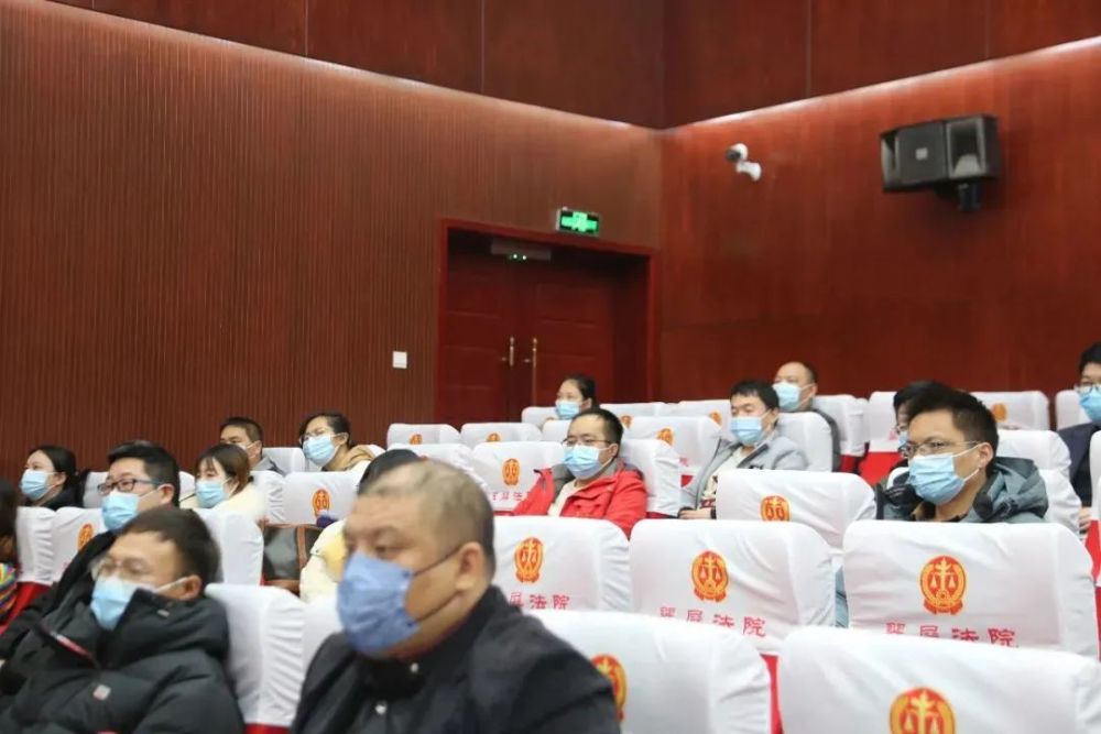 宜宾市公安局原党委委员珙县公安局原局长唐某某受贿案于日前开庭审理