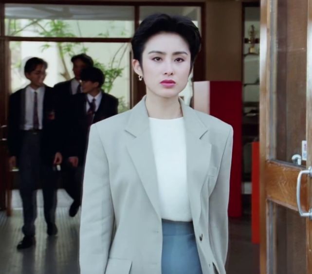 一代女神赵敏张敏年轻时港风穿搭新潮又气质看完发现她真迷人