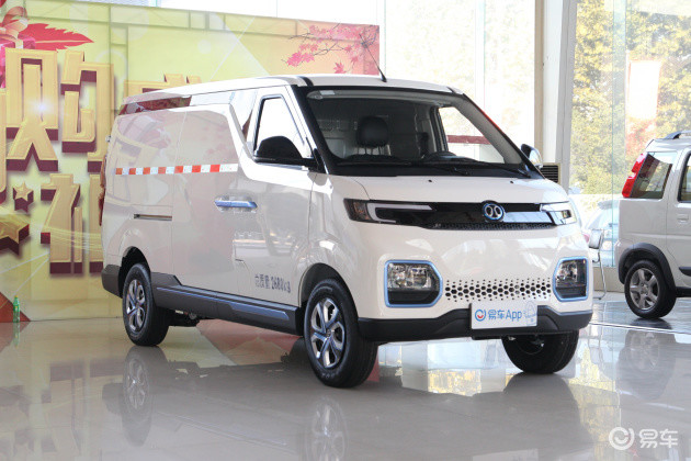 4万的"高颜值黑马"|鲨向新能源|北汽ev5|北汽