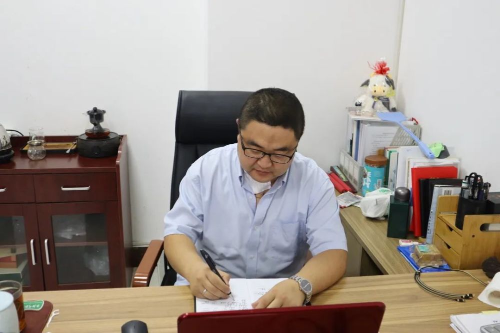 叁破·舍身忘我(赵连升)从大学毕业入职一航,我怀揣着兴奋,激动与初探