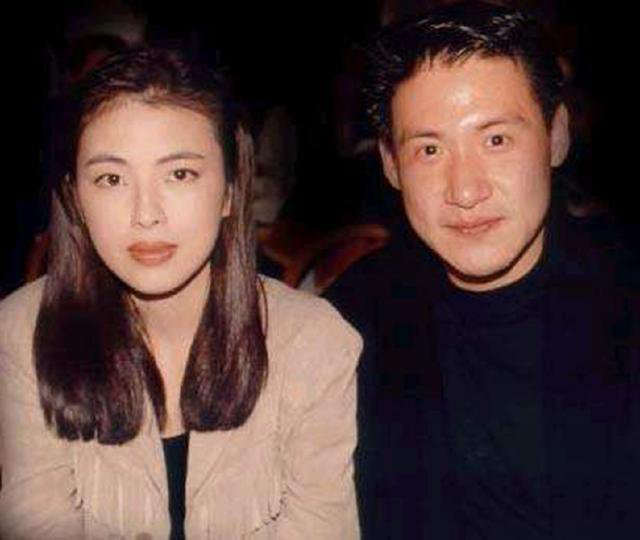 盘点香港四大天王妻子张学友妻子最美刘德华妻子最有钱