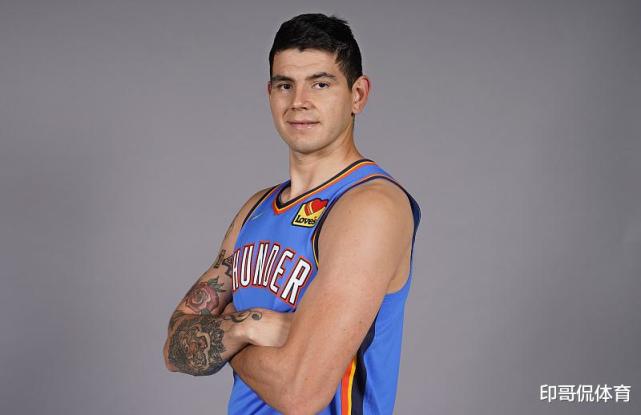 默默搁浅的甲板被重建中雷霆队抛弃的加布里埃尔戴克