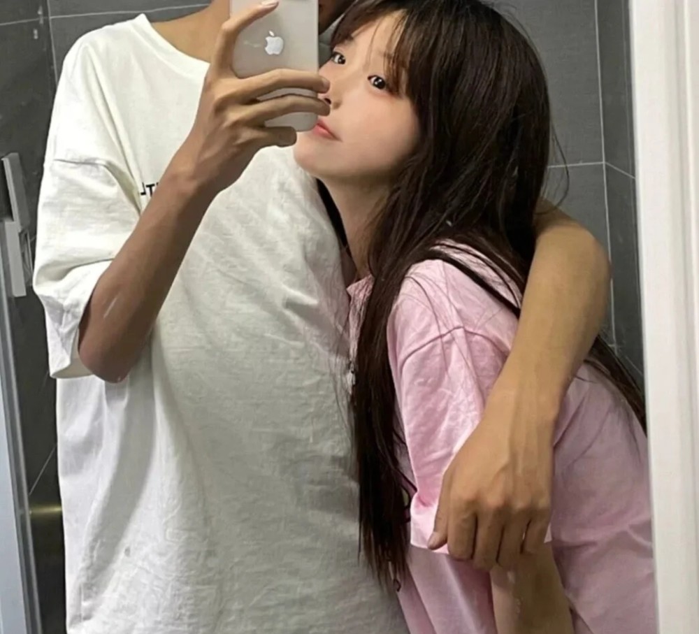 "前任没来得及和你用的情侣头像"_腾讯新闻
