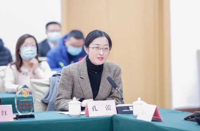 支持学校事业的发展,做青年师生成长的引路者,做曲阜师大品牌的宣传者