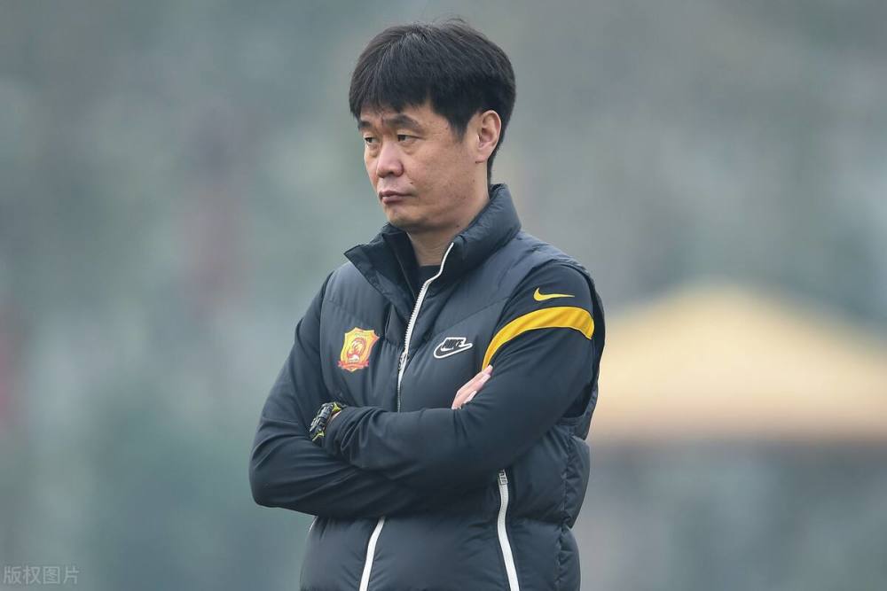 孙祥 拒绝李霄鹏邀请？中超传奇退出国足助教名单，英超名宿火线驰援