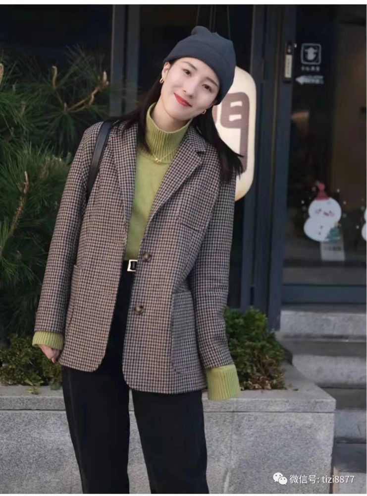 千鸟格西装外套怎么搭配好看