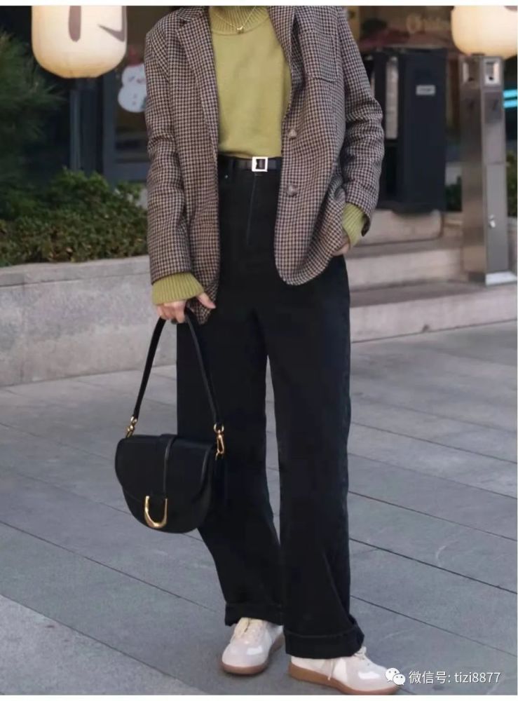 千鸟格西装外套怎么搭配好看