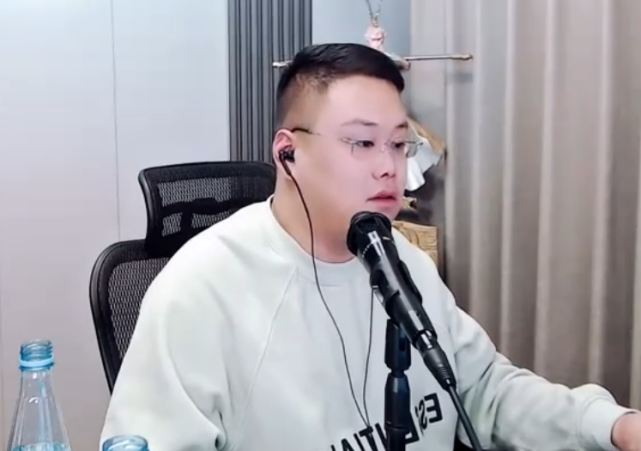 华星太大要上岛,虎牙梦哥新剧本,许均儒回归刀疤龟"拱火"蓝衫