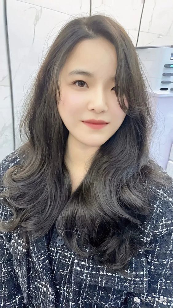 "渣女大卷烫"好看又不老气,超好打理插图35