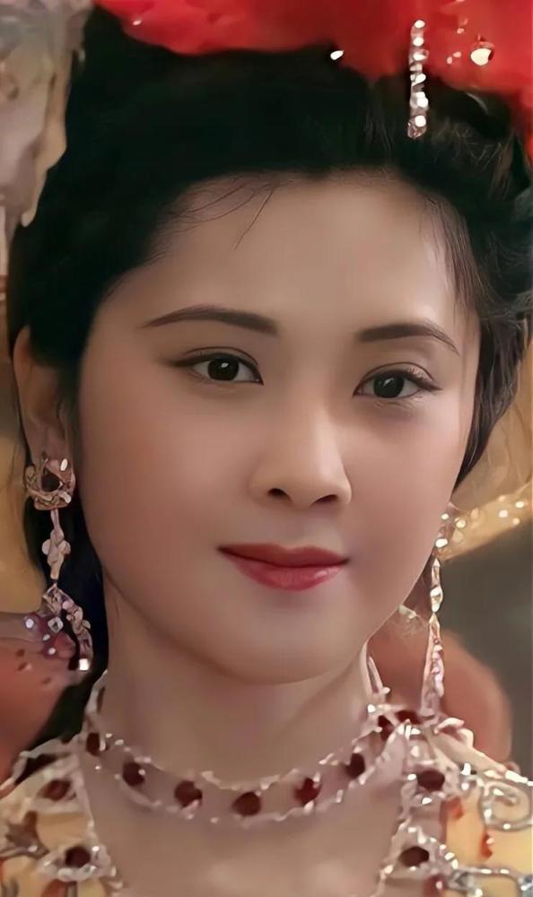 最美女儿国国王朱琳漂亮优雅绝代芳华