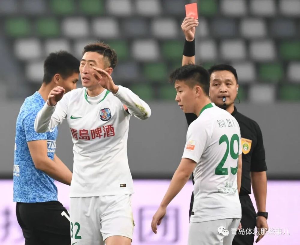 青岛队场均05分结束本赛季中超征程接下来该向青春岛和红狮学习