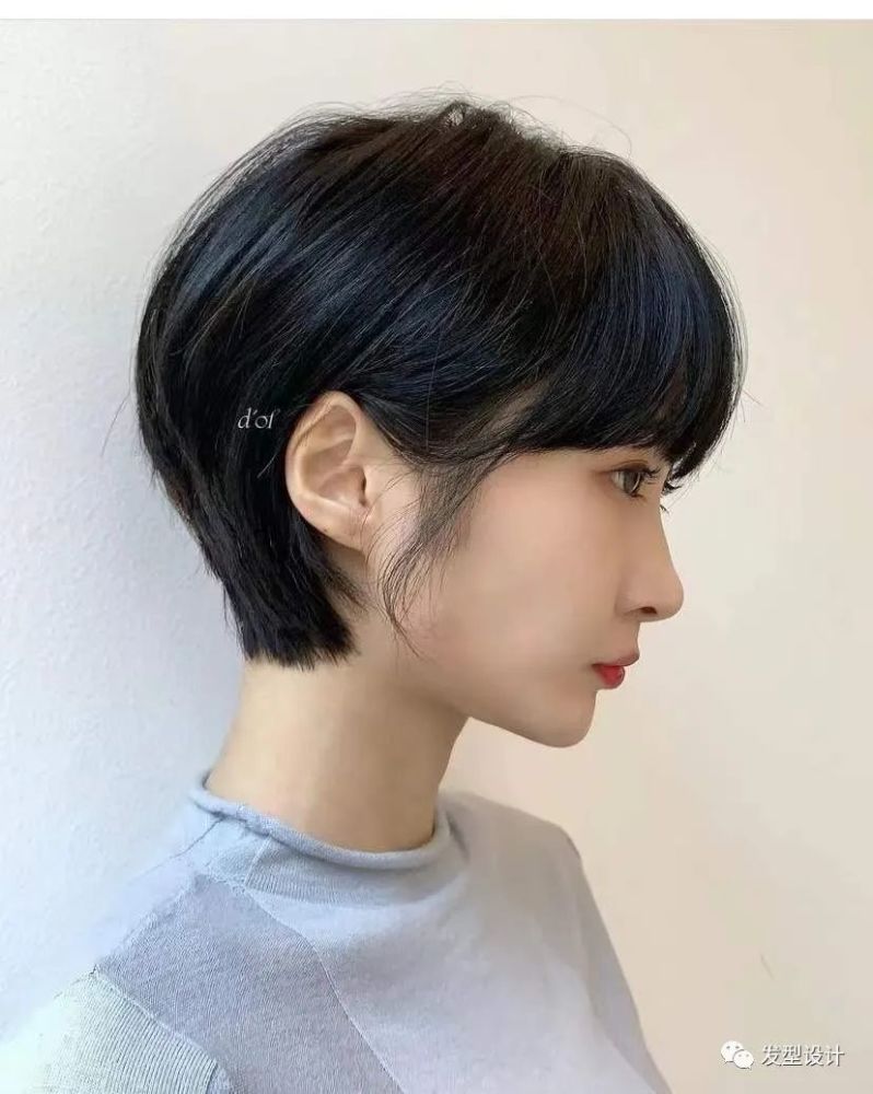 感的挂耳短发设计,妥妥的就是一枚小仙女,适合学生党也适合职场女生