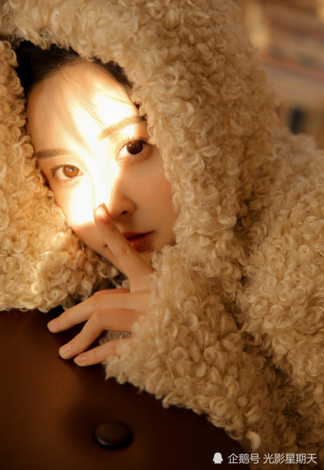 治愈系美女唯美性感阳光少女图片