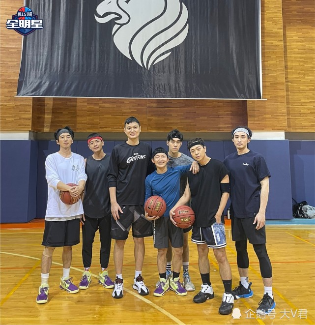 "全明星运动会"是台湾第一档运动竞技类节目,本次篮球表演赛为篮球