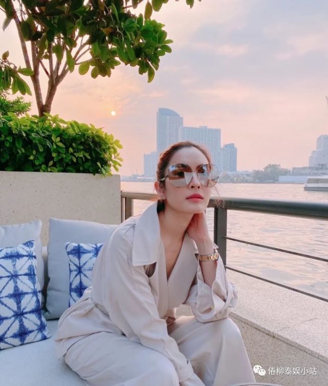 女神也有不为人知的另一面,泰星aff亲口爆料:我开车可快了